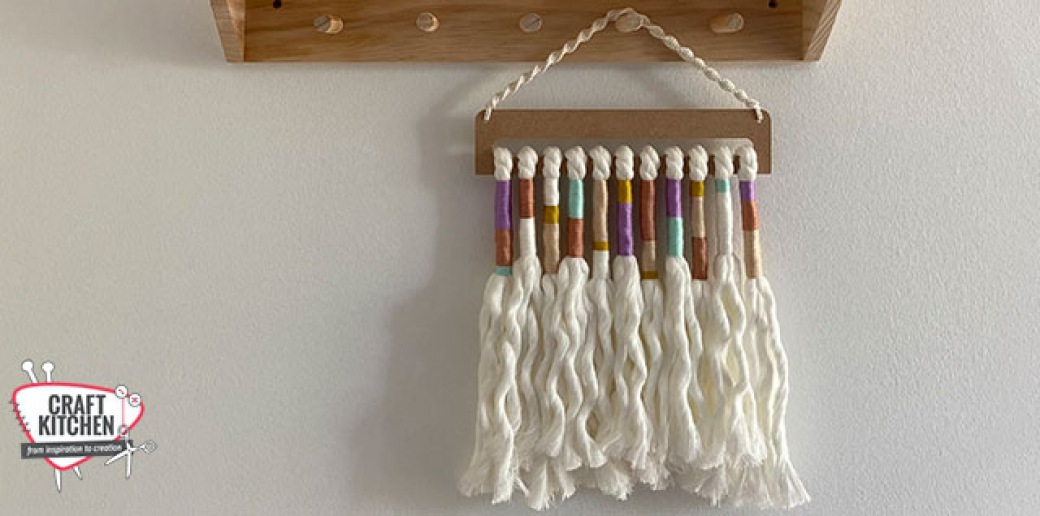 Pop of Colour Wandhanger