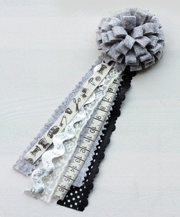 corsage-grijs corsage-grijs